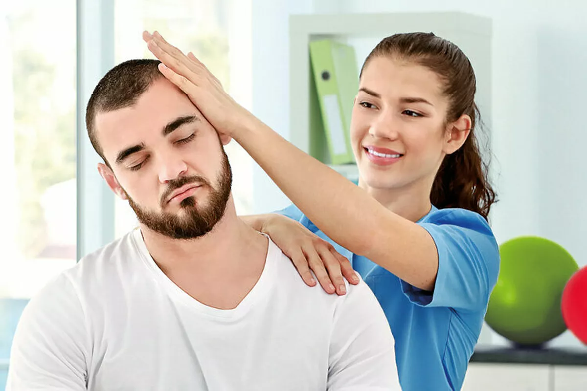 Physiotherapeut*in - verkürzte Ausbildung