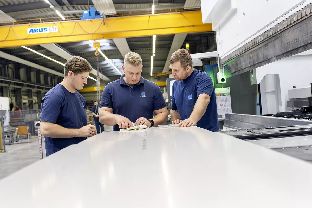 Schülerpraktikum bei der Schrag Kantprofile GmbH