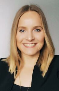 Frau Lisa Paßmann