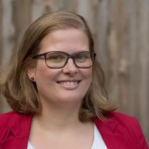 Frau Nicole Grabowski