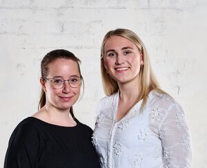 Anika & Lara