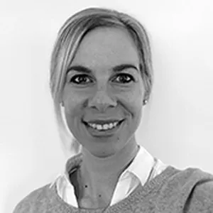 Frau Dina Thielking