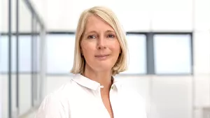 Claudia Schell