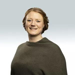 Frau Lena Hopmeier