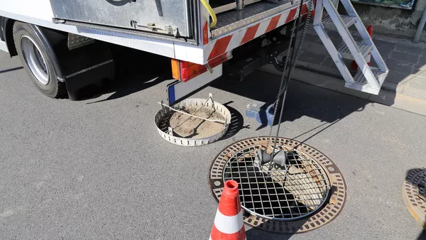 Fachkraft für Rohr-, Kanal- und Industrieservice