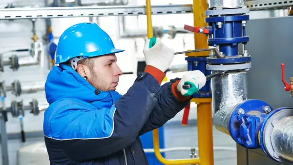 Installations- und Gebäudetechniker