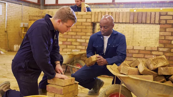 Arbeitserzieher / Arbeitserzieherin