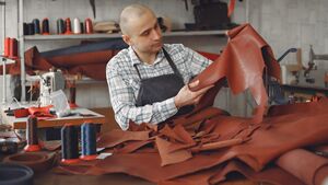 Fachkraft für Lederherstellung und Gerbereitechnik