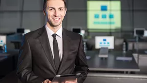 Moderator bei der Arbeit
