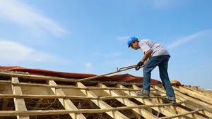 Dachdecker / Dachdeckerin