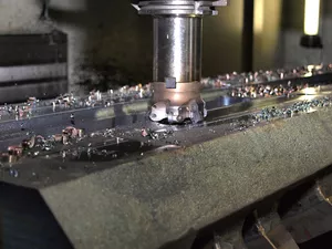 Metallfeinbearbeiter / Metallfacharbeiterin