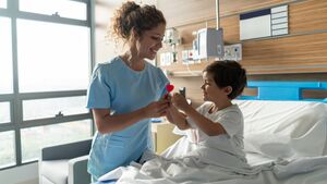 Kinderkrankenpfleger / Kinderkrankenschwester