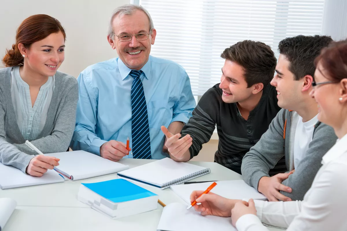 Arbeitsgruppe an der Fachhochschule