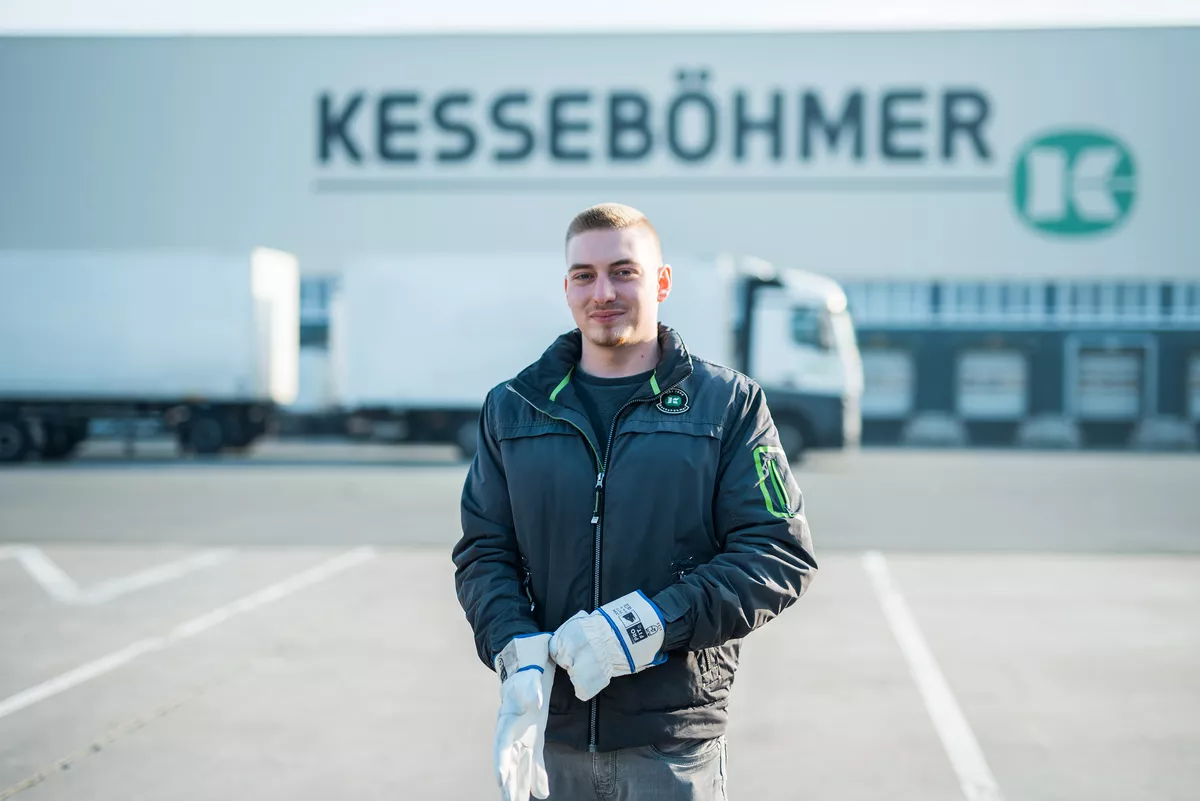 Gino Böhme, Auszubildender zum Berufskraftfahrer