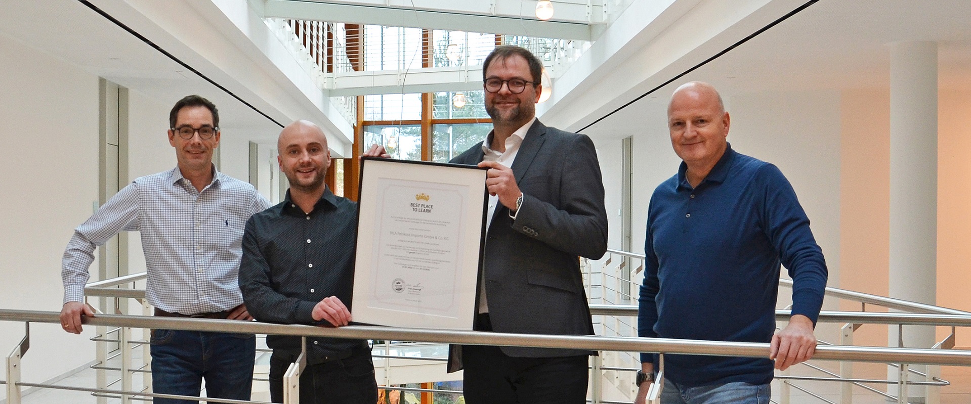 Zertifikatsübergabe bei Rila