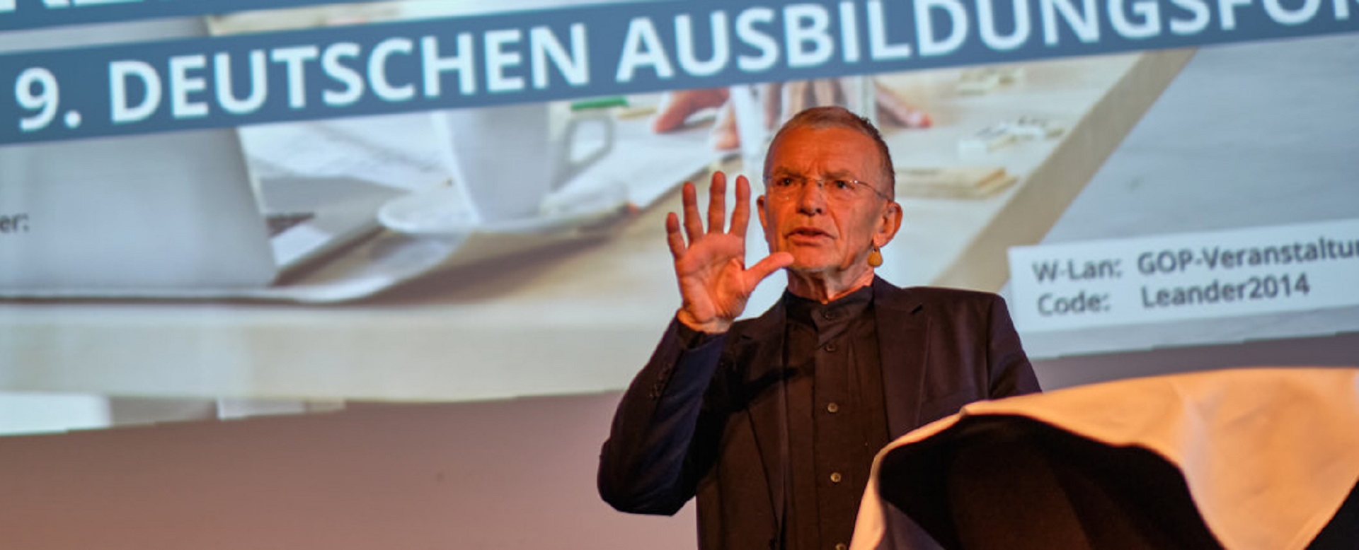 Prof. Dr. Klaus Hurrelmann auf dem 9. DEUTSCHEN AUSBILDUNGSFORUM