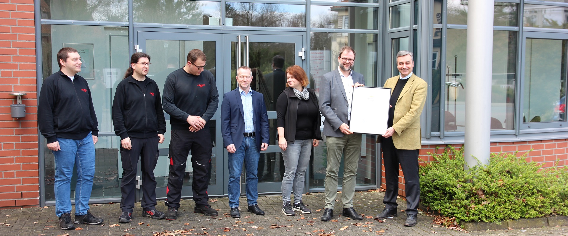 Zertifikatsübergabe bei Röders