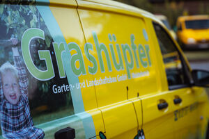 Logo Grashüpfer GmbH Garten- und Landschaftsbau