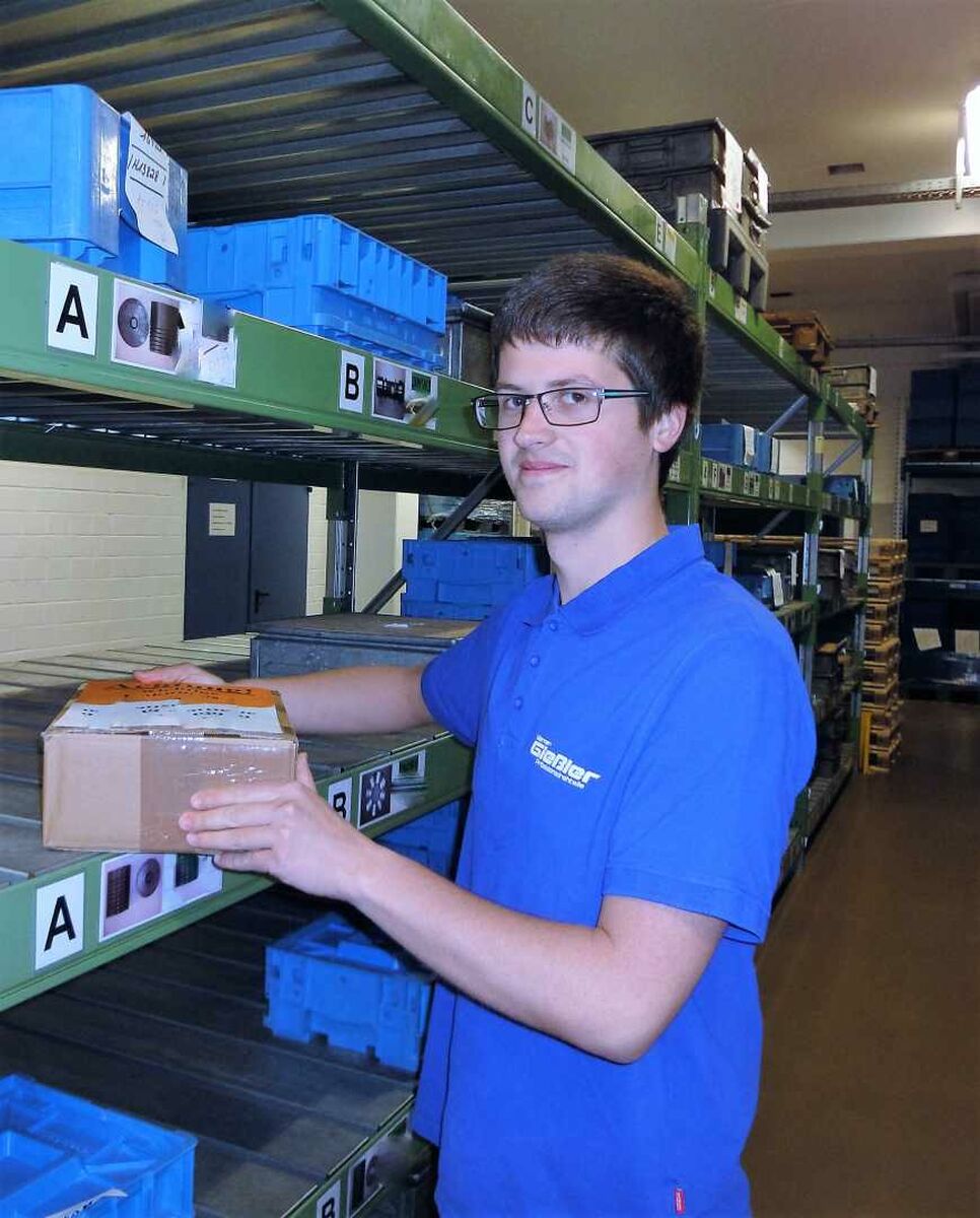 Fachkraft für Lagerlogistik  Kevin J.