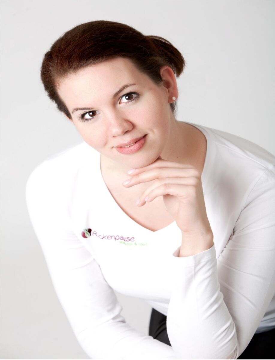 Lara Ahlenfelder