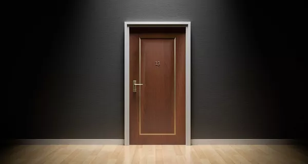 Raus aus dem Elternhaus: Finanzielle Tipps für die erste Wohnung
