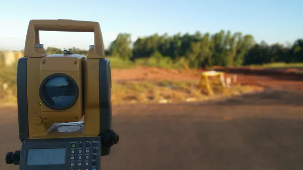 Vermessungstechniker / Vermessungstechnikerin